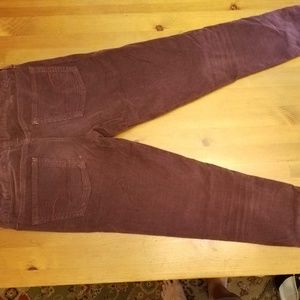 AMERICAN EAGLE OUTFITTER BURGUNDY CORDUROY JEGGING
